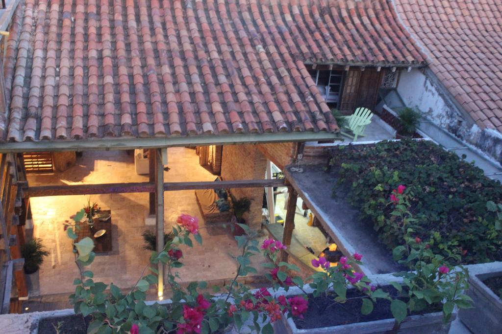 Bed & Breakfast Friends To Be 2*